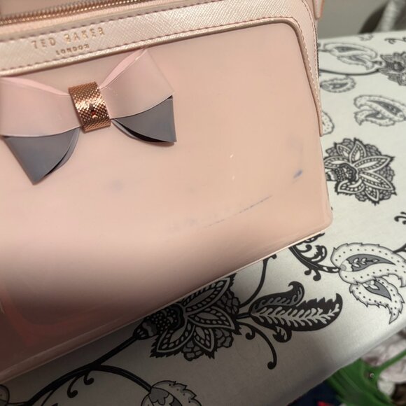 Ted Baker Nicco Knot Bow Cosmetic Bag - Picture 5 of 7
